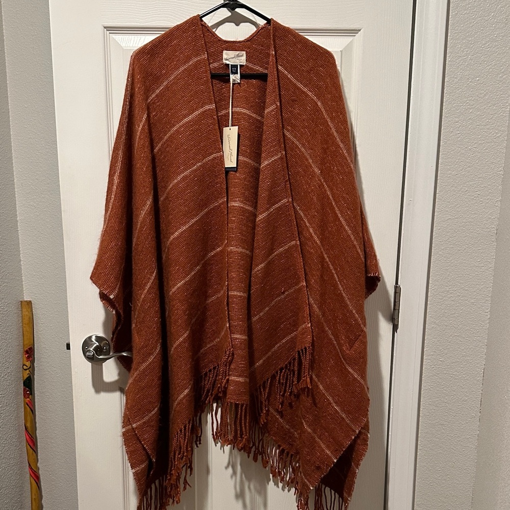 Universal Thread Rust Brown Fringed Poncho